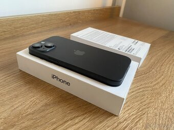 iPhone 15 v záruce, baterie 100% - 6