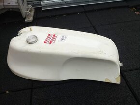 nádrž laminátová - 6