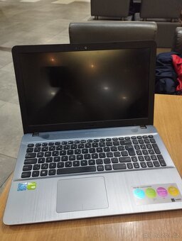 Notebook Asus F541SC, 4 jadro, Quad core, 1TB pevný disk, ba - 6