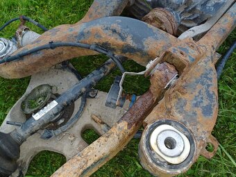 AUDI A4B6 zadní náprava - 6