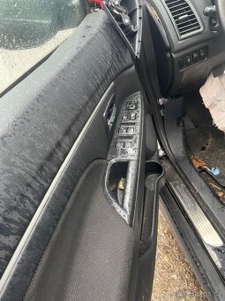 Mitsubishi ASX 125.000 nájezd 1.8benzin 2012 - 6