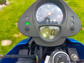 Kawasaki Er6N - 6
