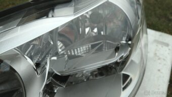Levé přední světlo Peugeot 301 2013 - 6