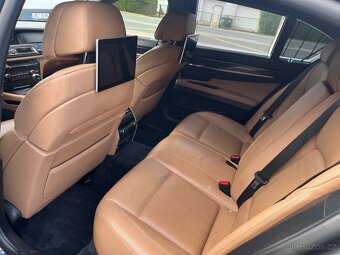 BMW 740D 225 KW - 6