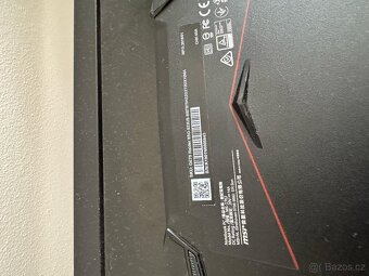 MSI Notebook Raider 8SG - 6