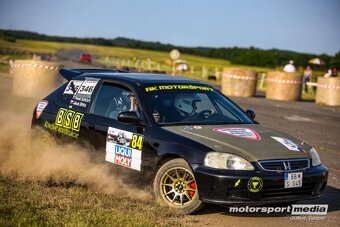 Predám Hondu Civic 6g K20 závodný špeciál - 6