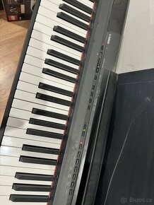 Prodám originál Yamaha Digitální piano P-105B - 6