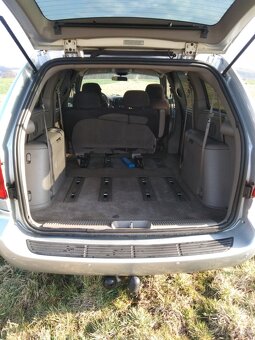 2003 Dodge Grand Caravan 3.3 V6 7 míst sleva - 6