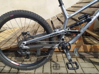 Commencal Furious 2021 vel. M - 6