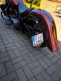 Harley-Davidson FLS Softail Slim S -Stavba - 6