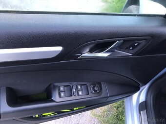 Superb 2 Combi Elegance 2.0 TDi 103Kw, RV 2010 - 6