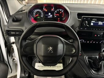 Peugeot Partner 1.2 PureTech 3Místa ČR 1.Maj. - 6