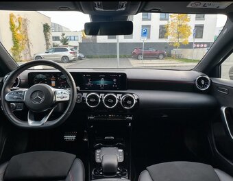 Prodám Mercedes-Benz Třídy A,  180 AMG line 7 - 6