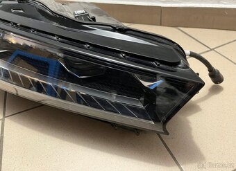 Škoda Superb 4 IV prední prave svetlo Matrix led 3P1 - 6