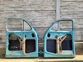 dveře škoda 1202 - 6