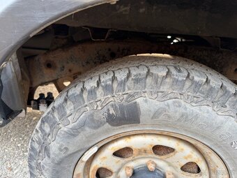 Nissan np300 Navara - 6