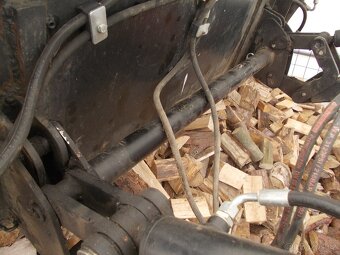 paletizační vidle kubota koupim - 6