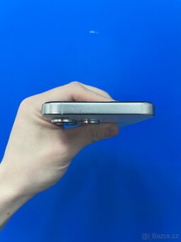 iPhone 15 Pro Max White Titanium 256 GB - 6