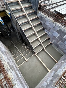 Šalování betonových schodů … - 6