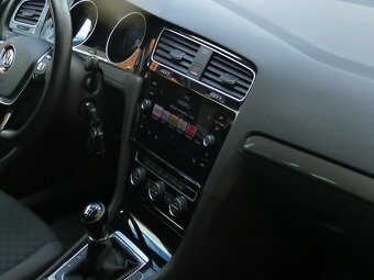 VW Golf 7 2.0 TDi 110kw 2019 FACELIFT / NEZÁVISLÉ TOPENÍ - 6