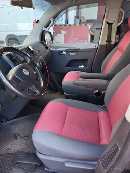 Prodám T5 caravelle long 8 míst, 2.5 tdi 96kw po 1 majiteli - 6