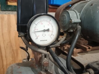 Kompresor jednopístový Böge, 120 litrů - 6