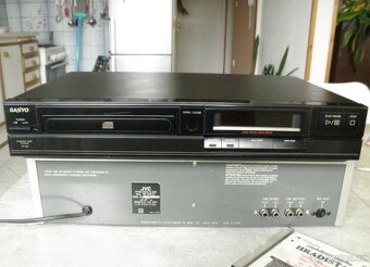 SANYO CD přehrávač CP489 r.v. 1991 - 6