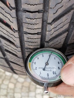 215/65/17 zimni pneu CONTI a HANKOOK 215/65 R17 - 6