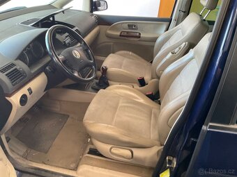 Prodám Volkswagen Sharan 1.9 TDI 96kw Highline 7 Míst - 6