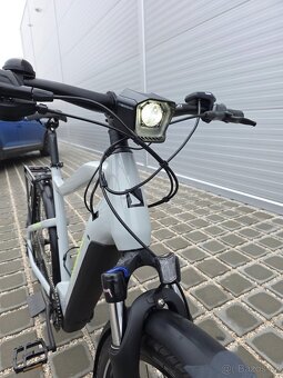 Elektrokolo Haibike Trekking 6 2022 630Wh 27,5" - 6