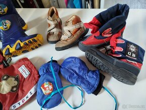 Dětské oblečení, hračky, rukavice.. - 6