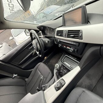 BMW 318d xDrive F31 – 105 kW, 4×4, MANUÁL, XENONY, KAMERA • - 6