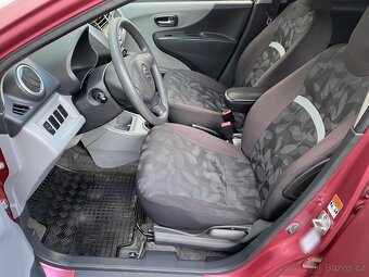 Suzuki Alto 1.0 12V , 50 kW benzín, 2012 - 6