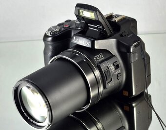 Panasonic Lumix DMC-FZ200 24x Op.ZoomFull HDVBAG - 6