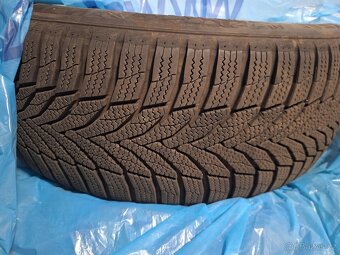 zimní sada pneu 215/55 R 17 98V - 6