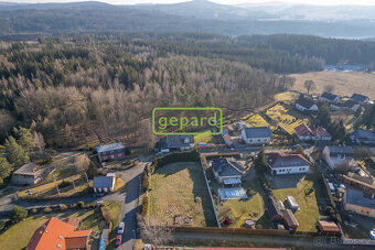 Prodej stavebního oploceného pozemku s projektem 1235m2 - 6