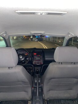 Volkswagen Polo 1.2 HTP - 6