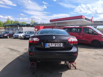 Renault Fluence 1.6i 81kW Berline,Temp,Klima,ALU,ČR - 6