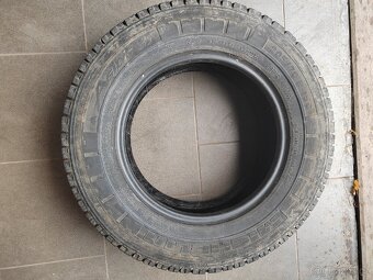 Letni pneu 205/70/15 C - 6