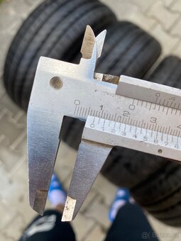 Letní gumy 225/45 R17 - 6