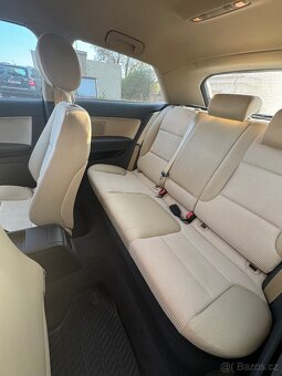 Audi a3 1.6 75kW - 6