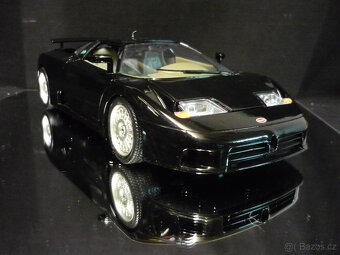 Bugatti EB110 černé Bburago 1/18 - 6