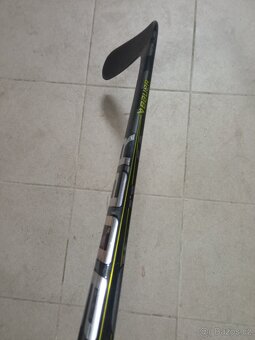 Hokejka Bauer Vapor Hyperlite 2 - 6