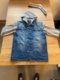 Bálík Oblečení - 6