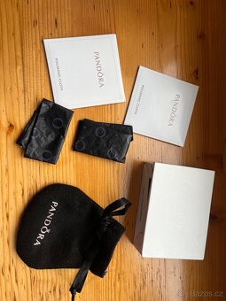 Originál Pandora náramek Srdce + 6 přívěsků - 6
