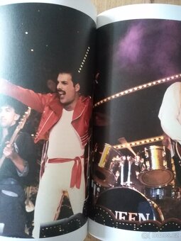 Queen, Freddie Mercury - vzácné knihy - 6