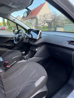 Peugeot 208 1.4 benzin najeto 120xxx km nová stk - 6