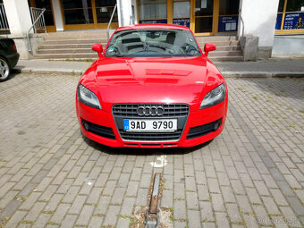 Audi TT2.0 Tfsi 2010 manuál S-Line - 6