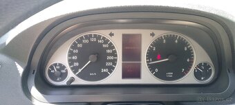 Mercedes Benz - 6