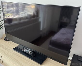 PS5 s 825GB + 2TB SSD s mechanikou a TV Samsung - 6